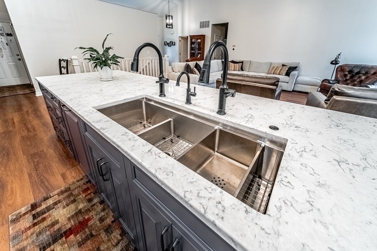 kitchen-island-with-large-sink
