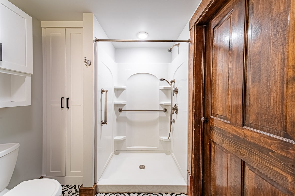 lafayette-bathroom-cohesive-design-03
