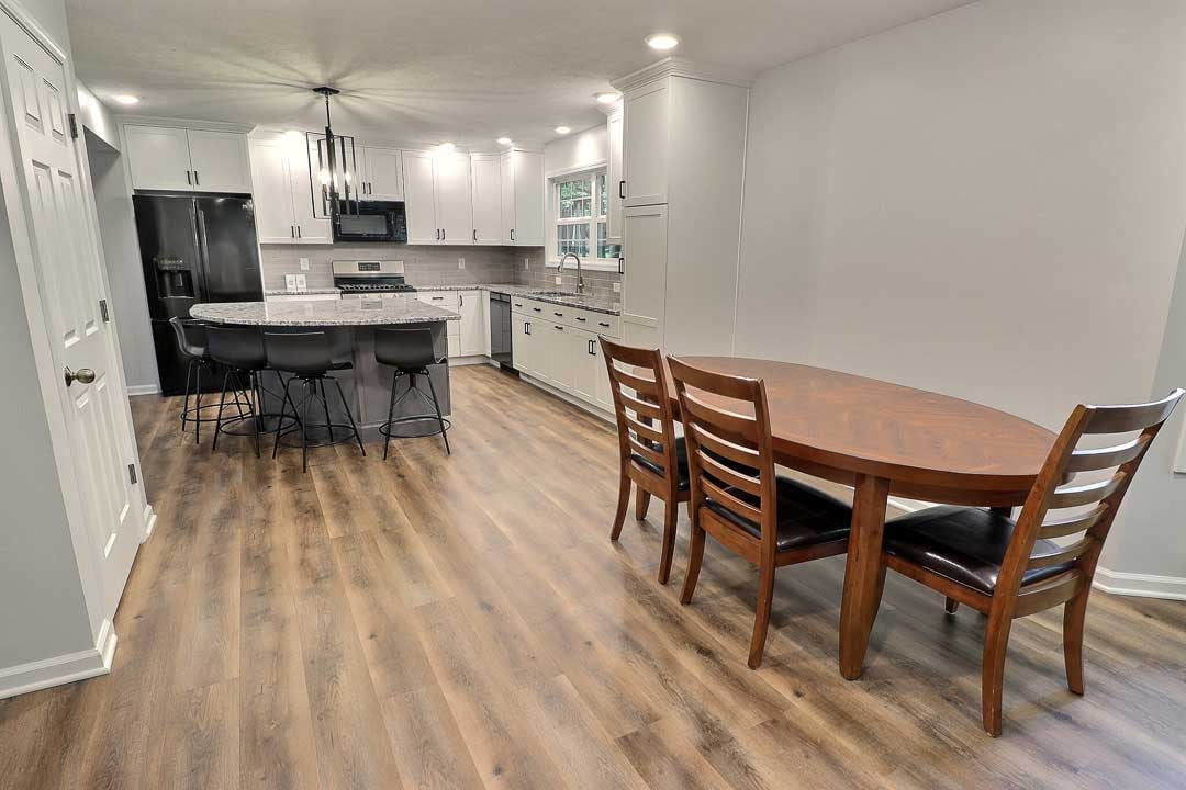 Kitchen-Remodel-Naschette-Parkway-West-Lafayette-dining