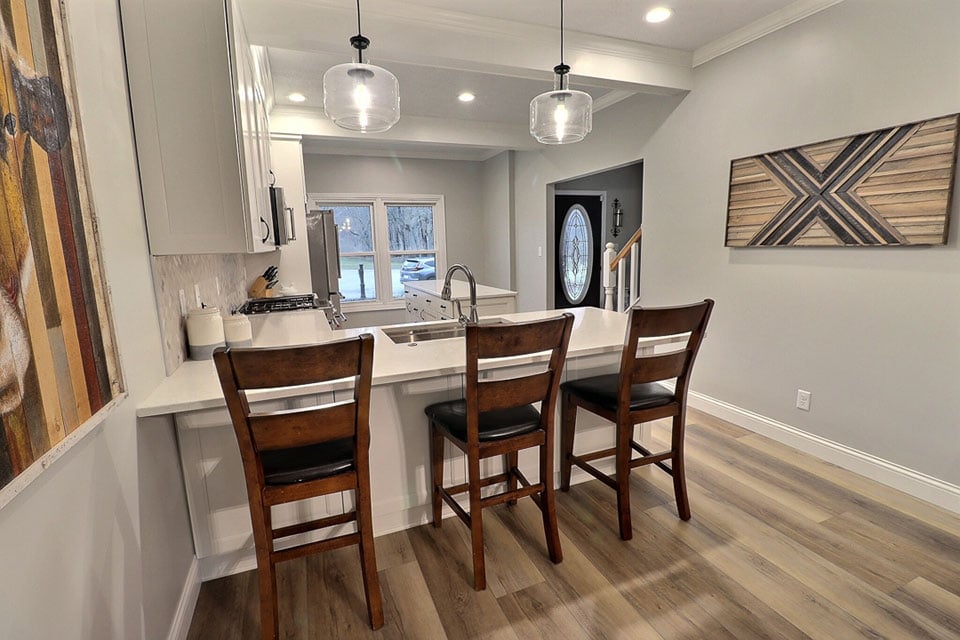 Kitchen-Remodel-Jester-Ct-Lafayette-IN-Island-Peninsula-Seating