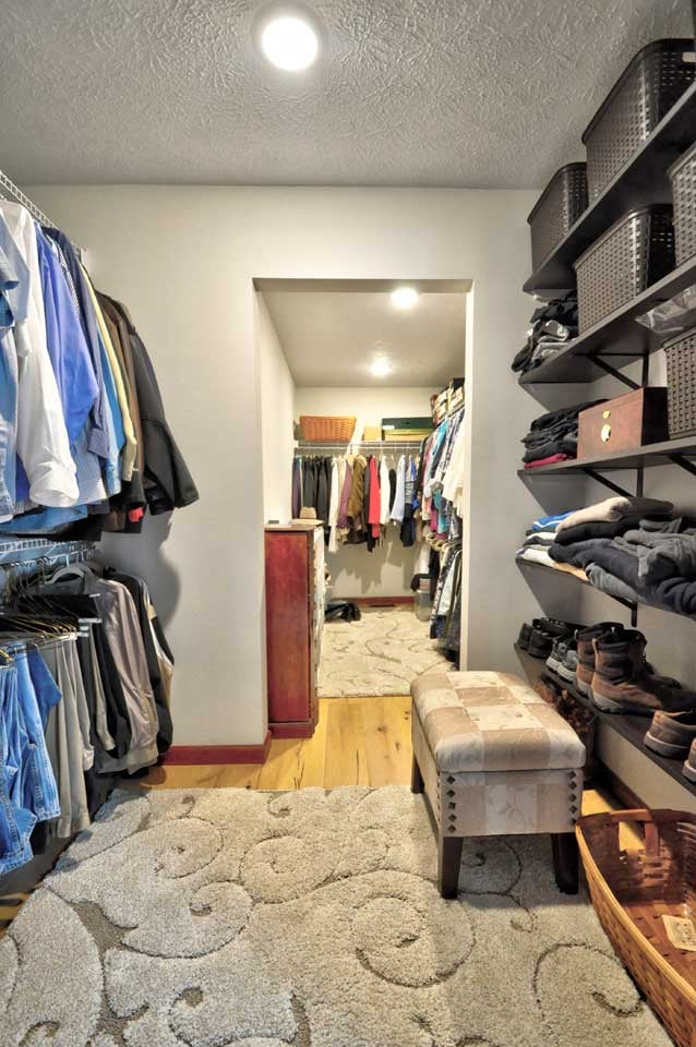 Castellan Lafayette Two Story Home Addition Closet