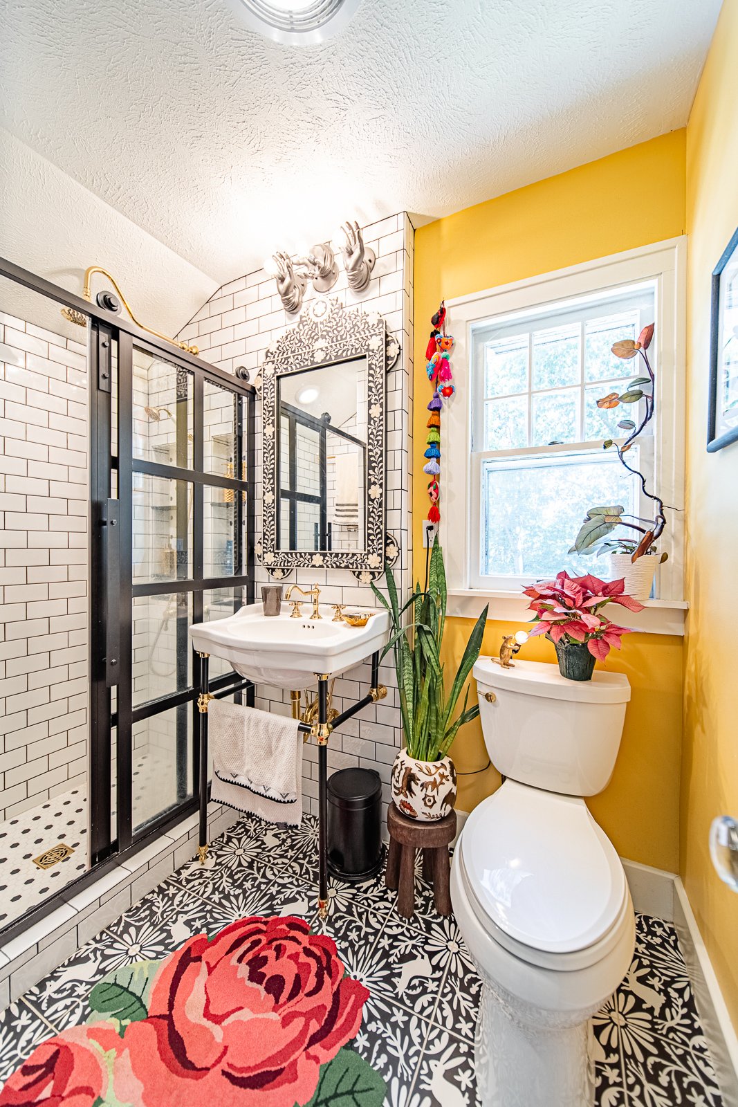 Lafayette kitchen with island 14