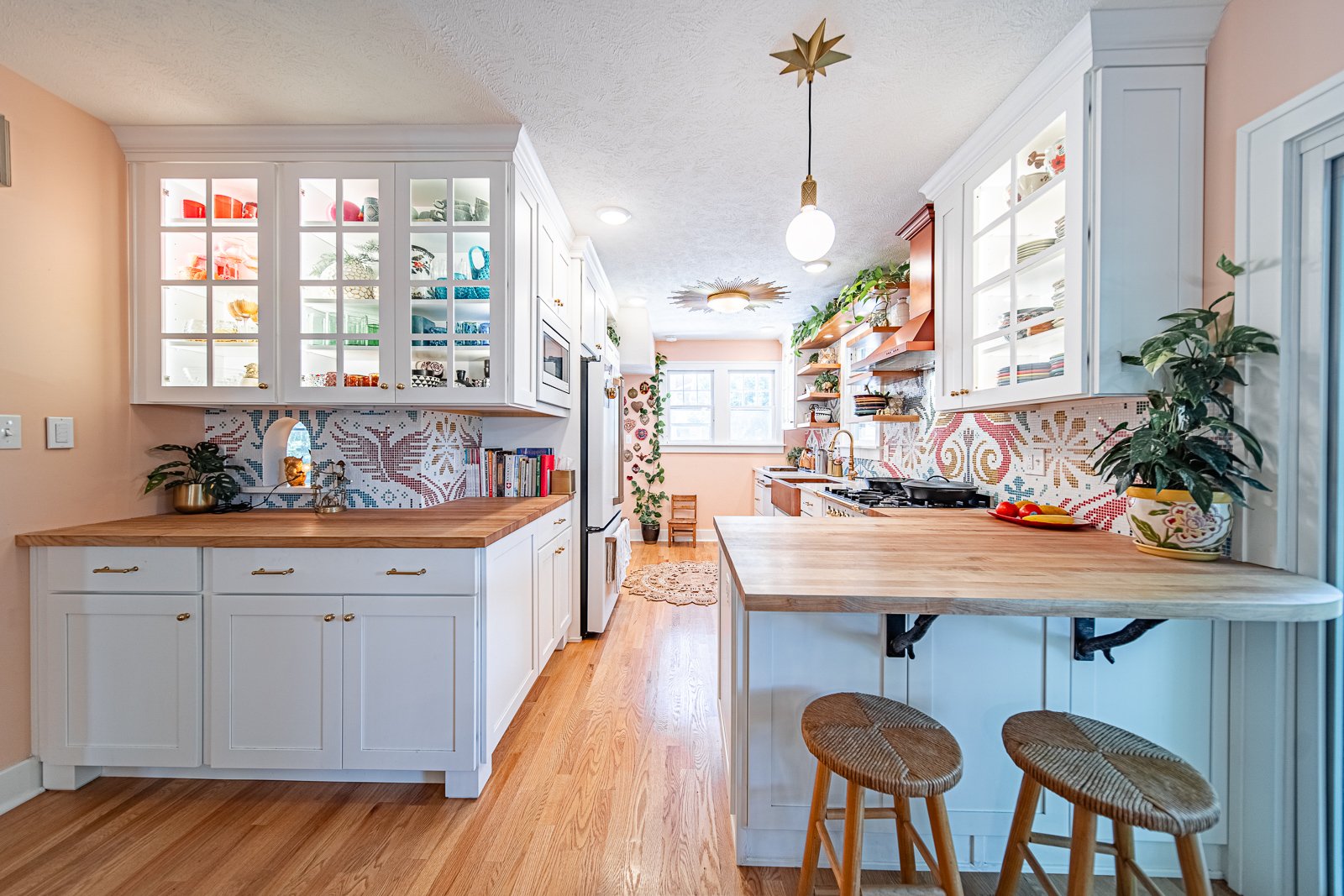 Lafayette kitchen with island 2