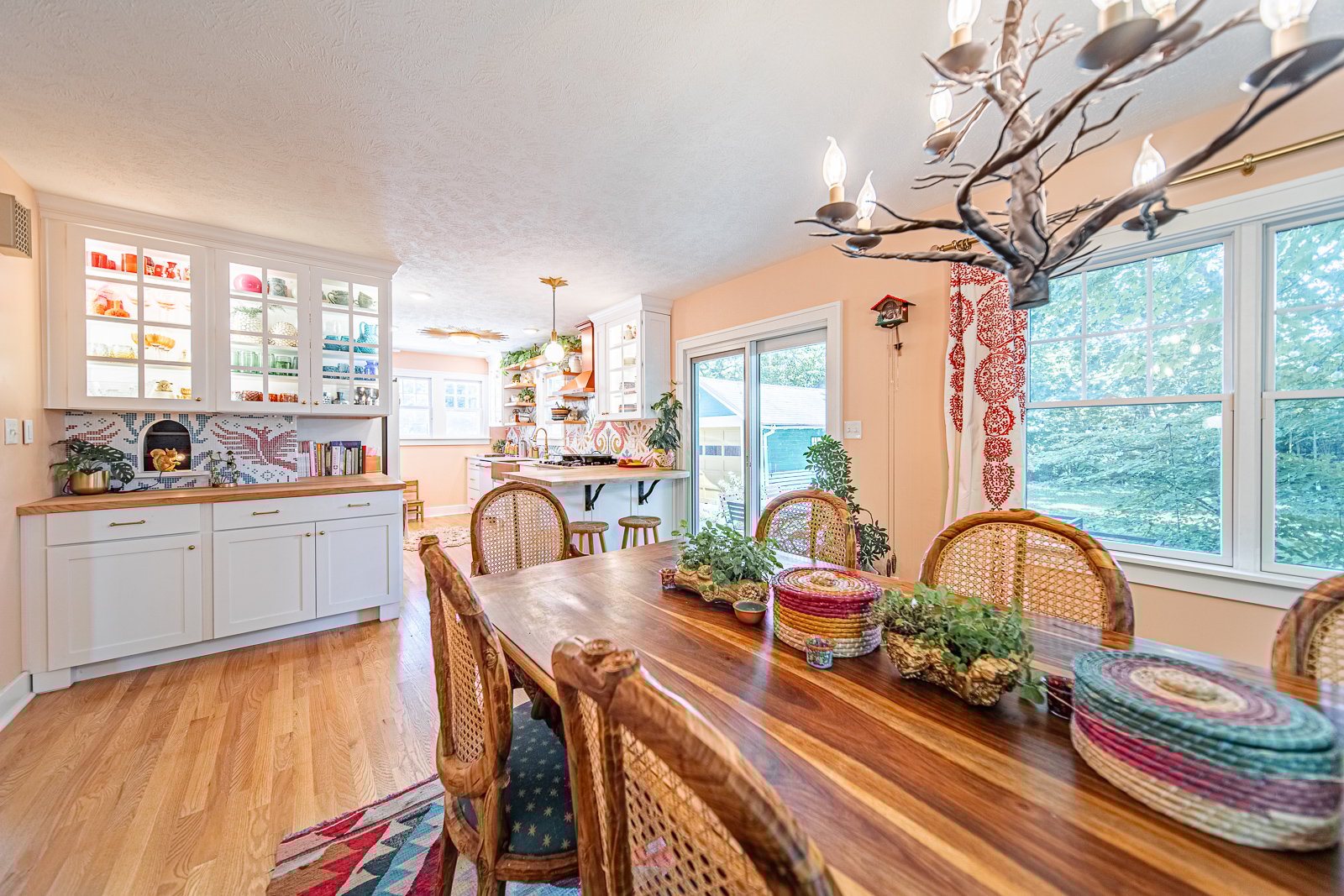 Lafayette kitchen with island 12