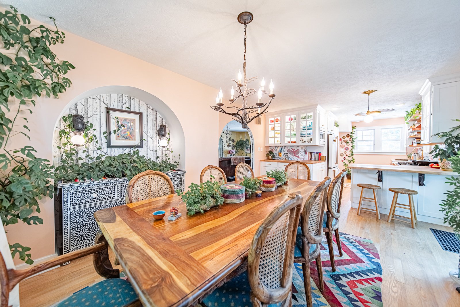 Lafayette kitchen with island 11