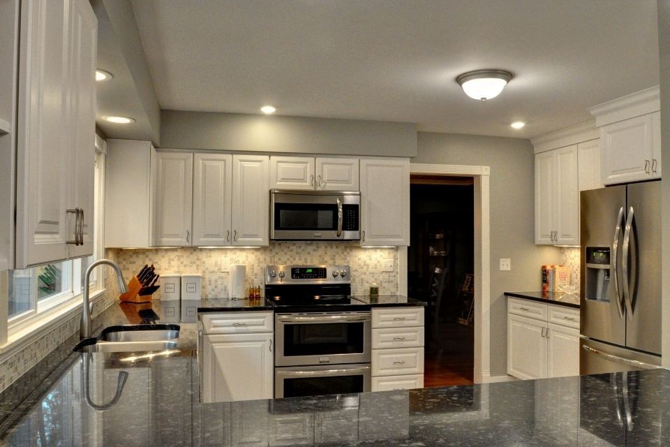 Transitional U-Shaped Kitchen Remodel in Lafayette IN