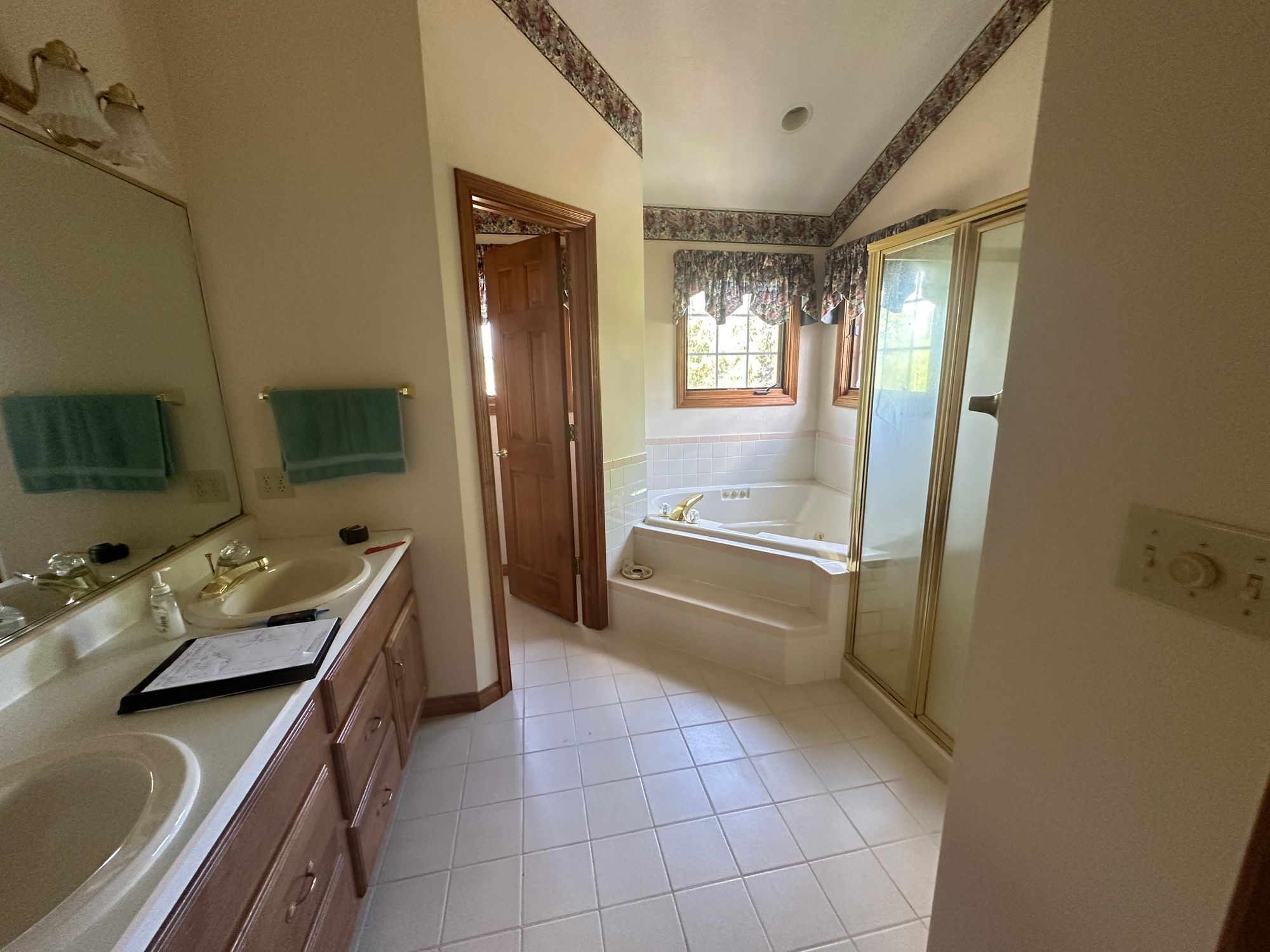Primary Bathroom Remodel with Dual Vanity and Walk-In Shower – Lafayette, IN