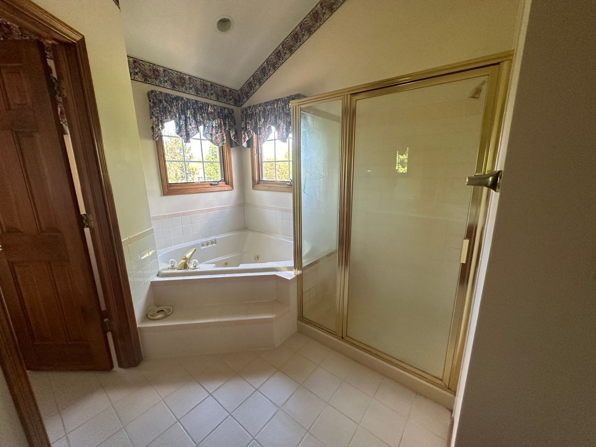 Primary Bathroom Remodel with Dual Vanity and Walk-In Shower – Lafayette, IN