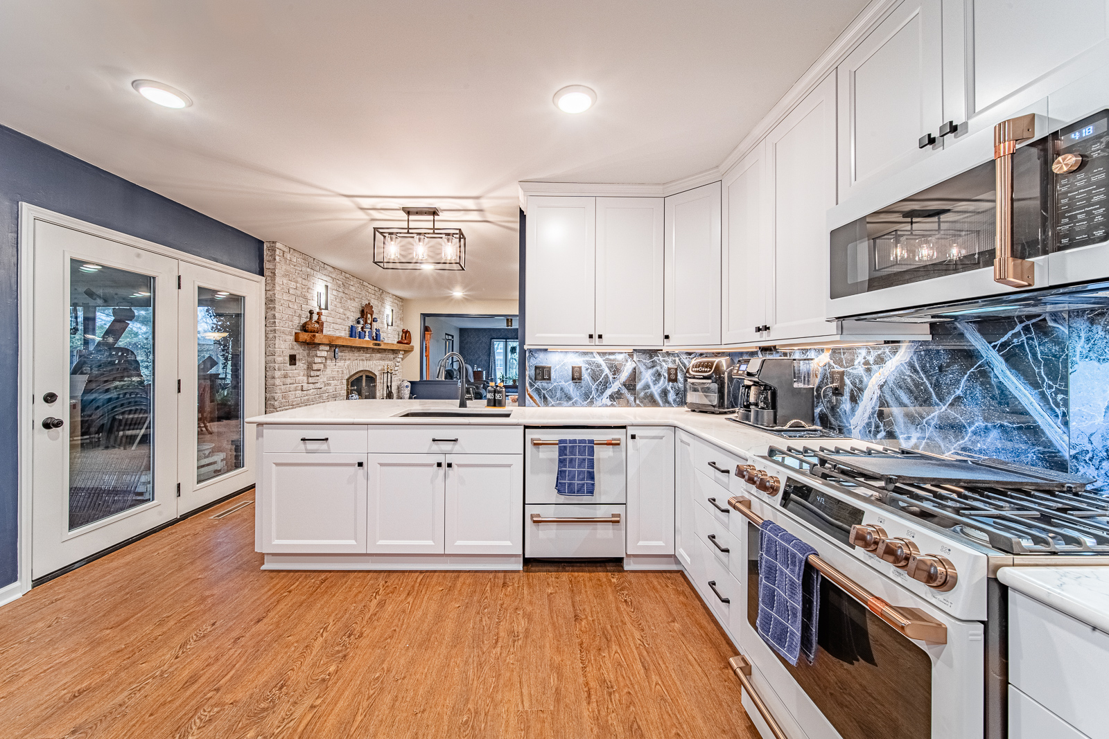 Chic and accessible kitchen in Lafayette with a contemporary design and ample storage.
